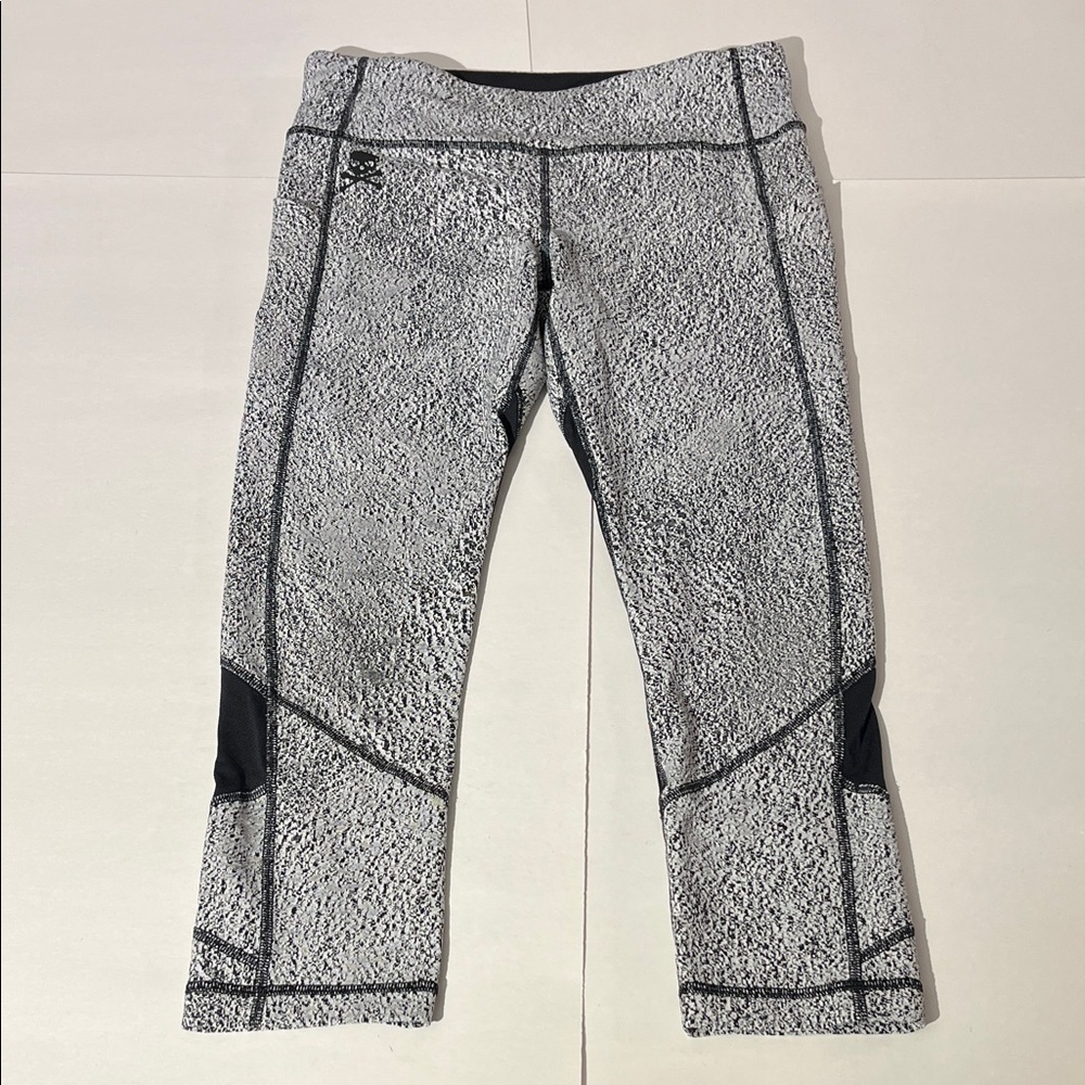 Lululemon Pace Rival Crop leggings Power Luxtreme black white Spray Jacquard sz8